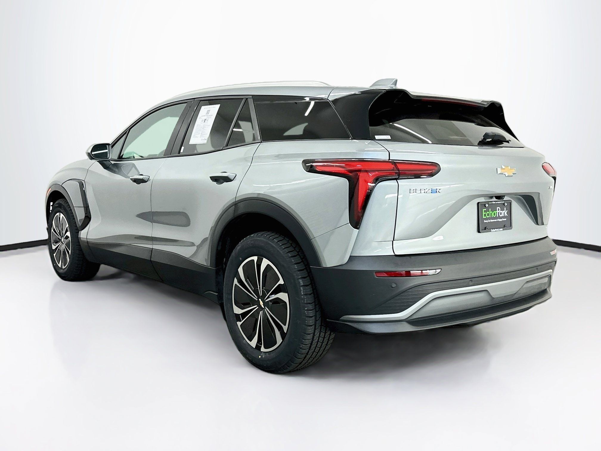 Used 2024 Chevrolet Blazer EV LT AWD/4WD image 5