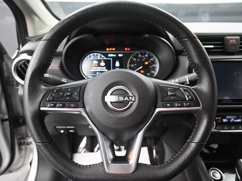 Used 2023 Nissan Versa SR w/ Trunk Package image 30