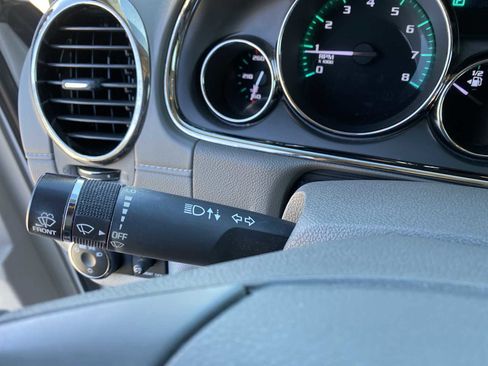 Used 2017 Buick Enclave Leather image 22