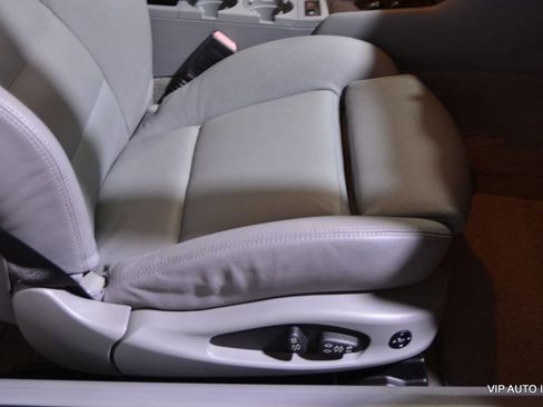 Used 2006 BMW 325Ci Convertible image 22