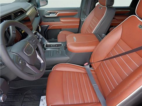 New 2026 GMC Sierra 2500 Denali Ultimate w/ Max Trailering Package image 9