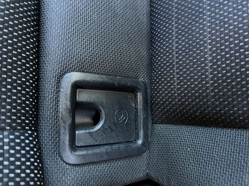 Used 2021 Toyota Corolla SE FWD image 39