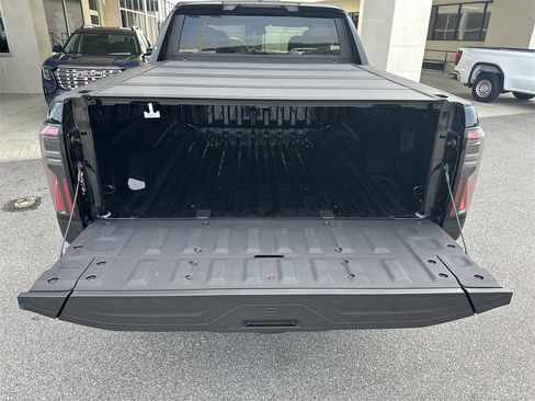 New 2026 GMC Sierra EV Elevation w/ LPO, Elevation Dark Package image 33