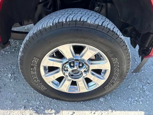 Used 2020 Ford F250 Platinum w/ FX4 Off-Road Package AWD/4WD image 32