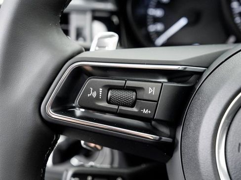 New 2026 Porsche Macan image 14