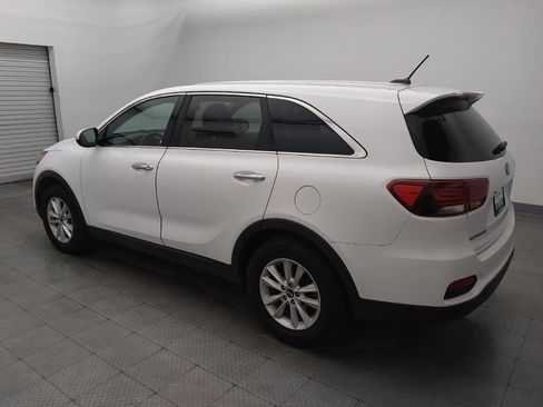 Used 2020 Kia Sorento LX FWD image 3