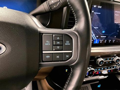 Used 2024 Ford F250 Lariat w/ Black Appearance Package image 24