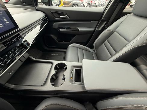 Certified 2024 Honda Prologue Elite image 28