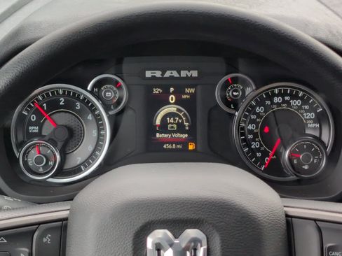 Used 2023 RAM 2500 Tradesman image 15