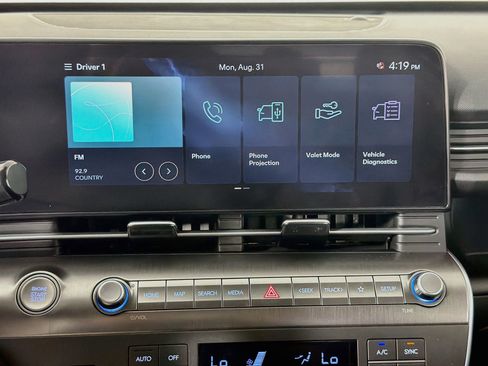 Used 2025 Hyundai Kona SEL AWD/4WD image 21