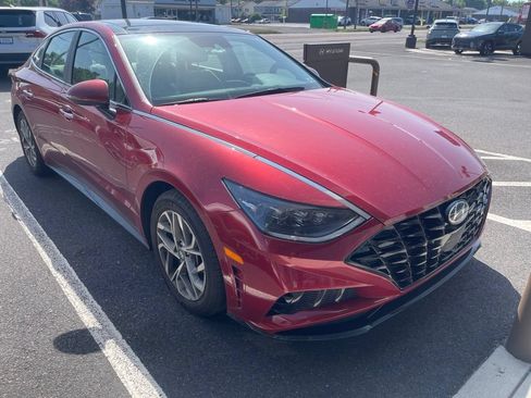 Used 2023 Hyundai Sonata SEL w/ Convenience Package FWD image 3