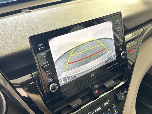 Used 2024 Toyota Camry XSE w/ Navigation Package image 17