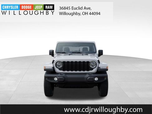 New 2026 Jeep Gladiator Sport AWD/4WD image 6