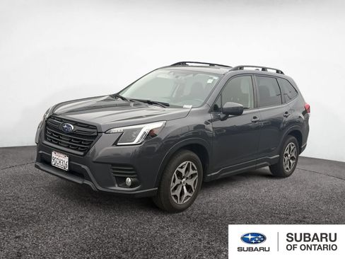 Used 2023 Subaru Forester Premium AWD/4WD image 1