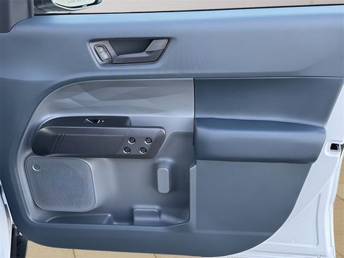 New 2025 Ford Maverick XLT w/ XLT Luxury Package image 27