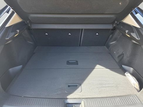 Used 2023 Nissan Ariya AWD image 28