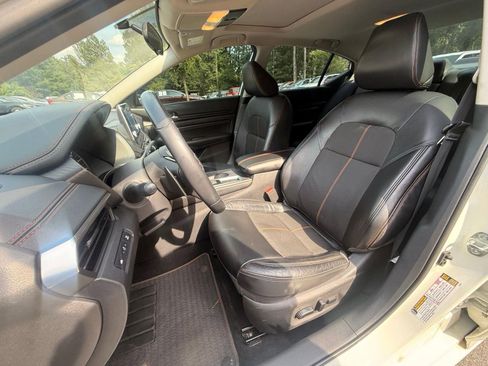 Used 2019 Nissan Altima 2.5 SR w/ SR Premium Package FWD image 20