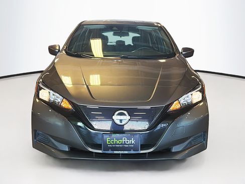 Used 2025 Nissan Leaf S FWD image 2