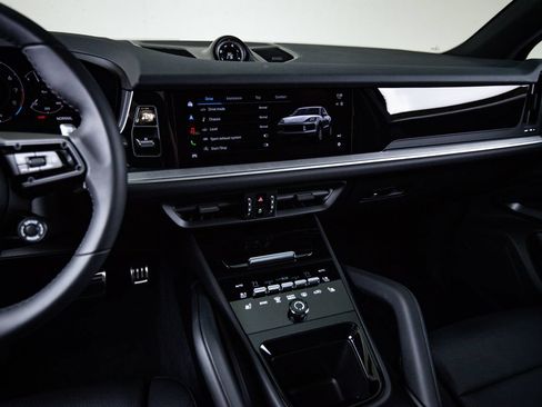 New 2026 Porsche Cayenne S AWD/4WD image 19