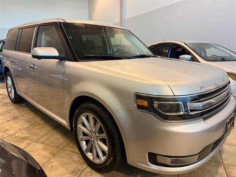 Used 2019 Ford Flex Limited image 3