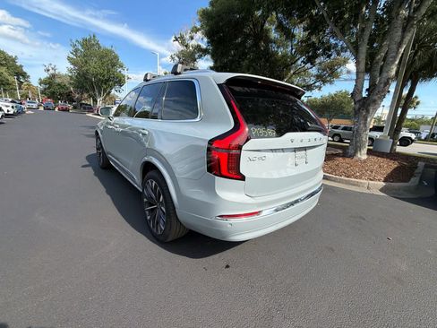 Used 2025 Volvo XC90 B5 Core AWD/4WD image 12