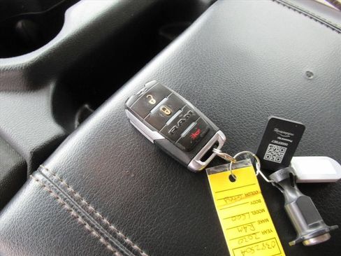 Used 2020 RAM 1500 Big Horn image 28