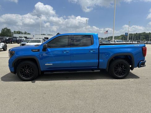Used 2024 GMC Sierra 1500 Elevation w/ LPO, Elevation Black Package AWD/4WD image 2