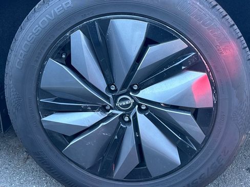 Certified 2024 Nissan Ariya FWD image 7