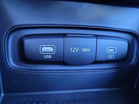 New 2026 Hyundai Venue SE image 13