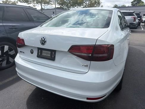 Used 2018 Volkswagen Jetta S FWD image 8