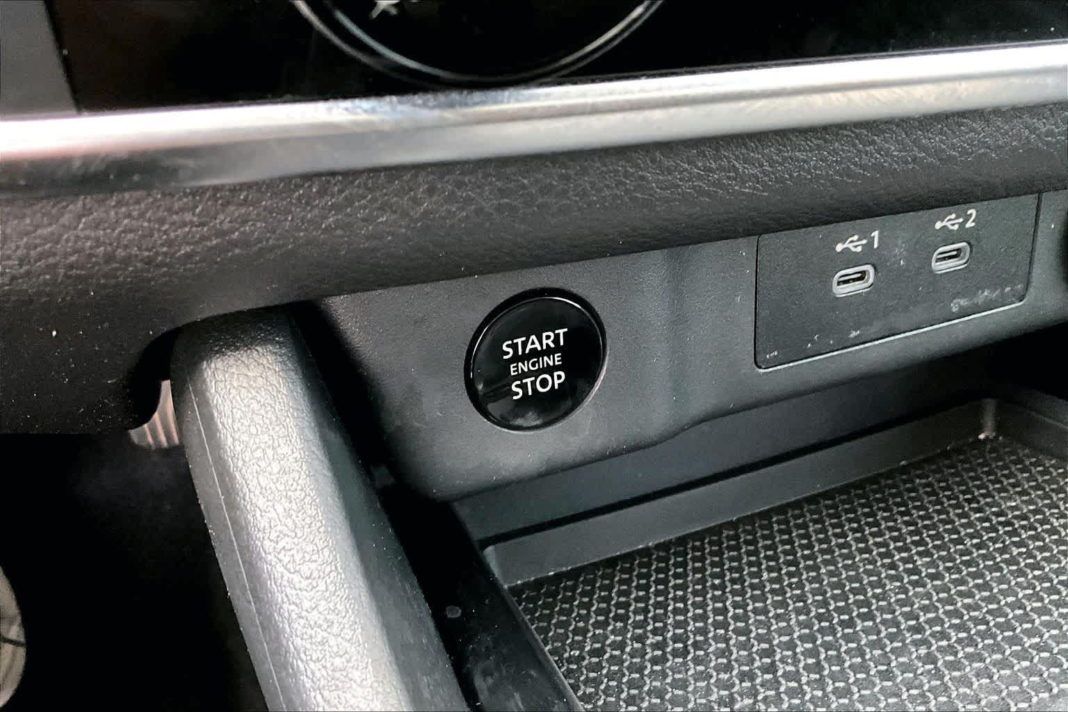 Certified 2024 Nissan Rogue S FWD image 32