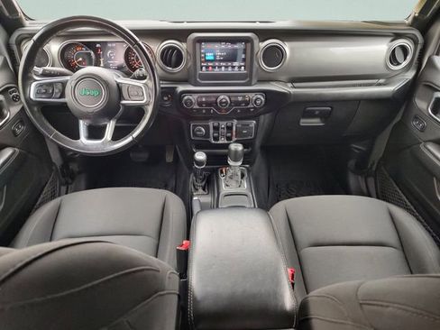 Used 2020 Jeep Wrangler Unlimited Sahara AWD/4WD image 9