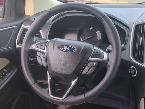 Used 2023 Ford Edge SEL w/ Convenience Package image 31