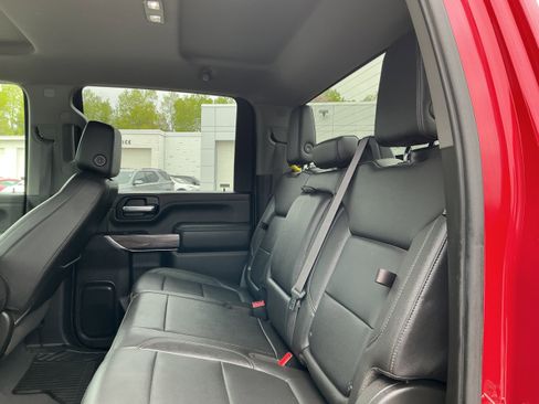 Certified 2022 Chevrolet Silverado 2500 LTZ w/ Z71 Off-Road Package AWD/4WD image 11