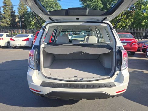 Used 2010 Subaru Forester 2.5X w/ Popular Equipment Group 1A AWD/4WD image 18