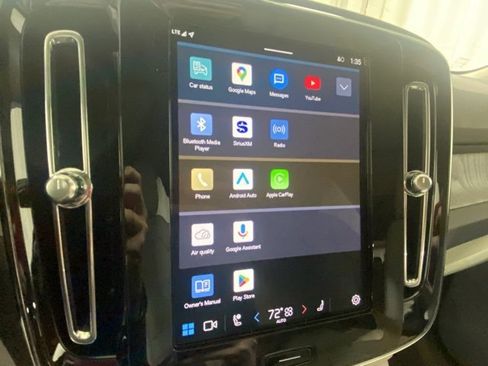 Used 2025 Volvo XC40 B5 Plus w/ Protection Package Premier image 21