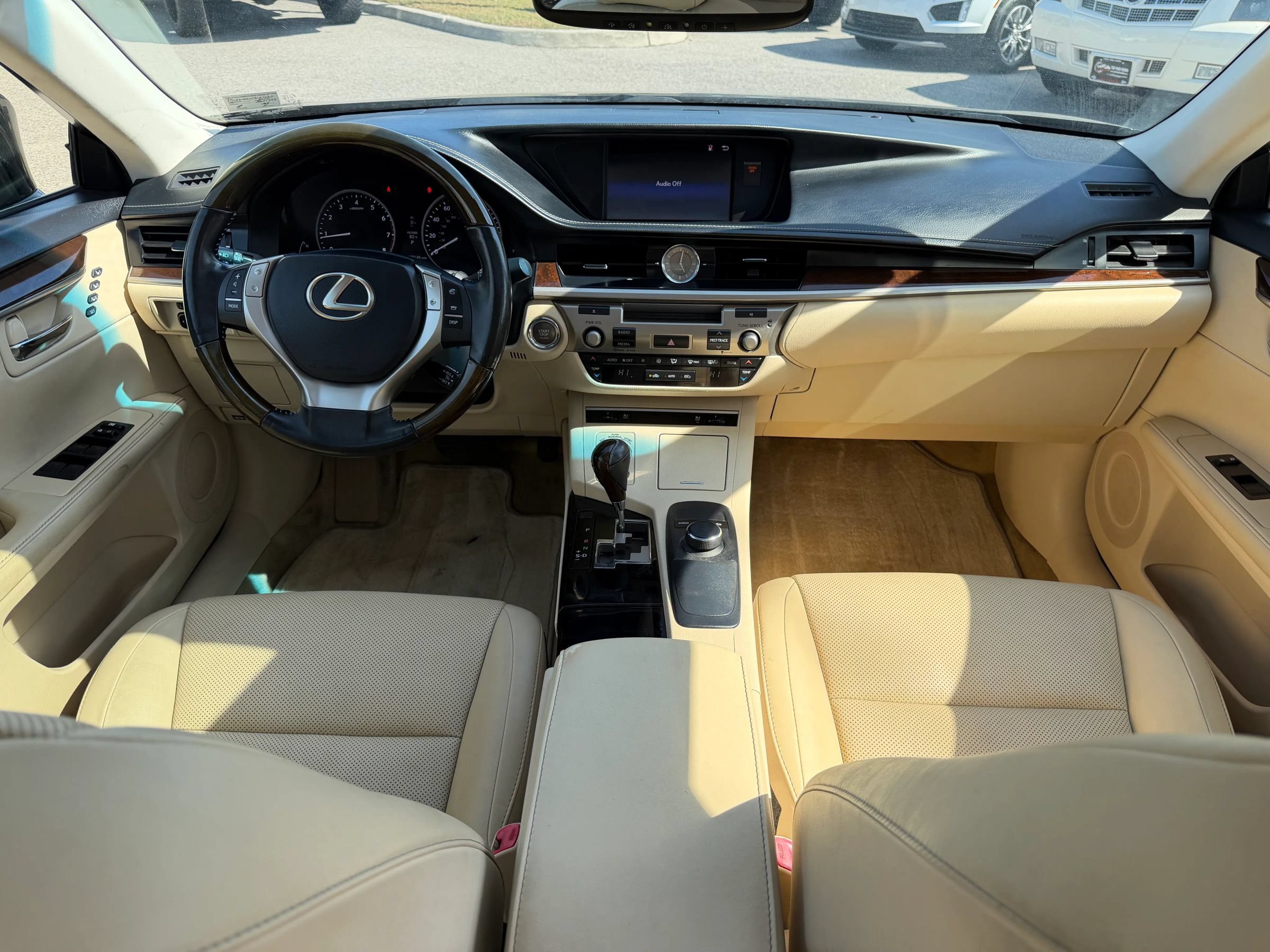 Used 2015 Lexus ES 350 w/ Premium Package FWD image 20