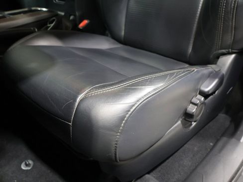 Used 2019 Toyota Tacoma Limited AWD/4WD image 13