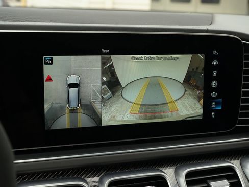 Used 2022 Mercedes-Benz GLS 63 AMG 4MATIC image 9