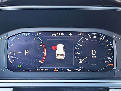 Certified 2025 Volkswagen Taos SEL image 23