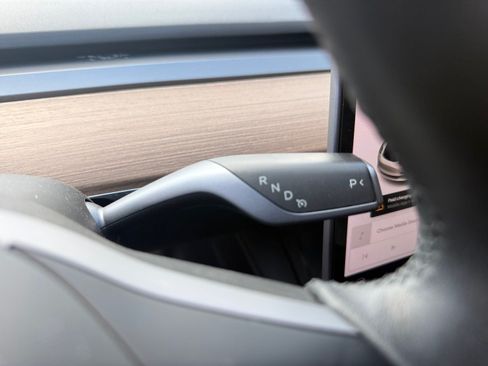 Used 2021 Tesla Model 3 Standard Range Plus RWD image 10