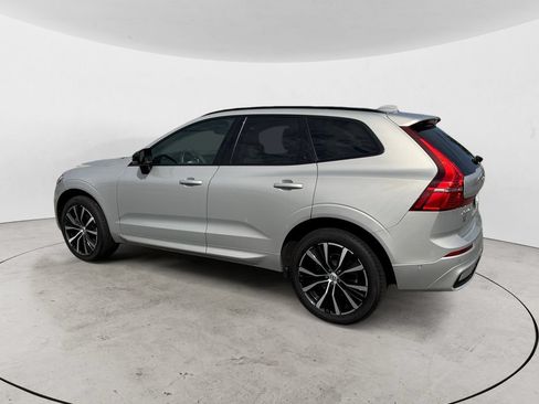 Certified 2024 Volvo XC60 B5 Plus w/ Climate Package AWD/4WD image 4