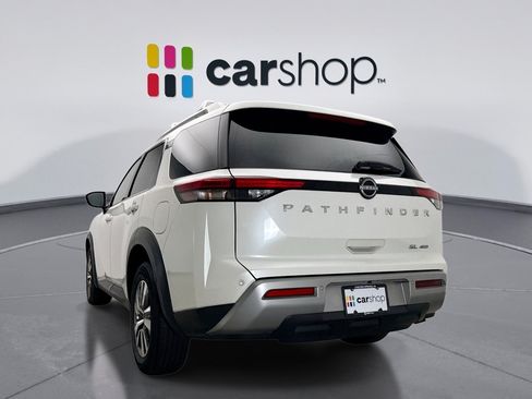 Used 2023 Nissan Pathfinder SL AWD/4WD image 3