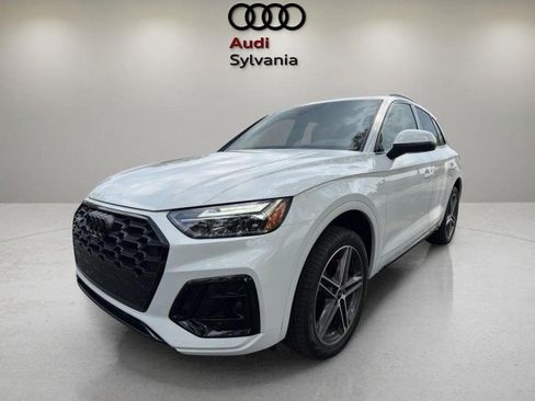 Certified 2025 Audi Q5 e Premium Plus w/ Premium Plus Package AWD/4WD image 4