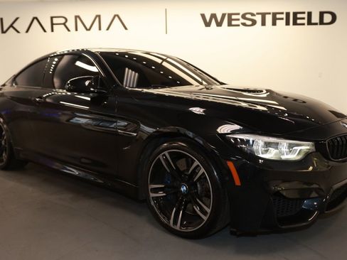 Used 2019 BMW M4 Coupe w/ Executive Package image 9