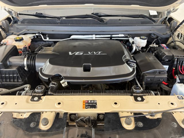 Used 2022 Chevrolet Colorado ZR2 w/ Colorado ZR2 Bison Edition AWD/4WD image 22