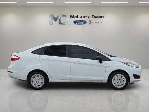 Used 2018 Ford Fiesta S image 6