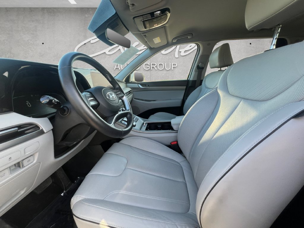 Used 2025 Hyundai Palisade SEL FWD image 19