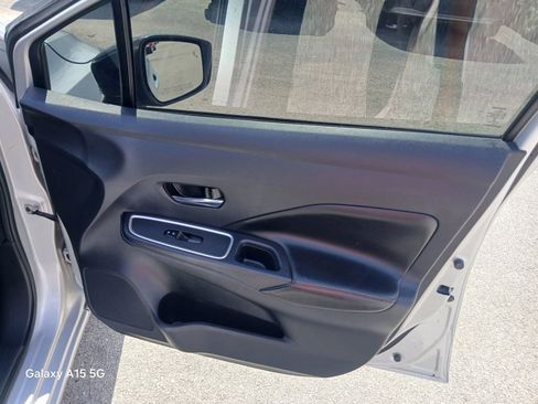Used 2020 Nissan Versa SR w/ Convenience Package FWD image 15