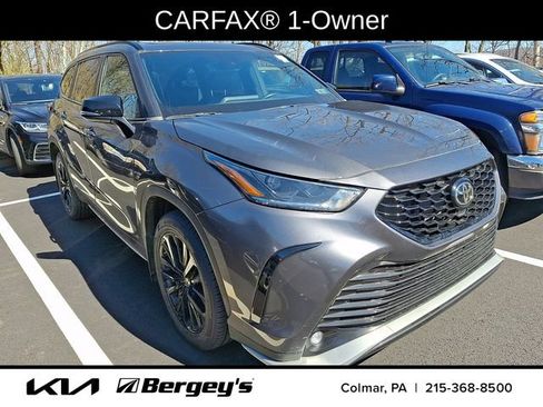 Used 2023 Toyota Highlander XSE image 3